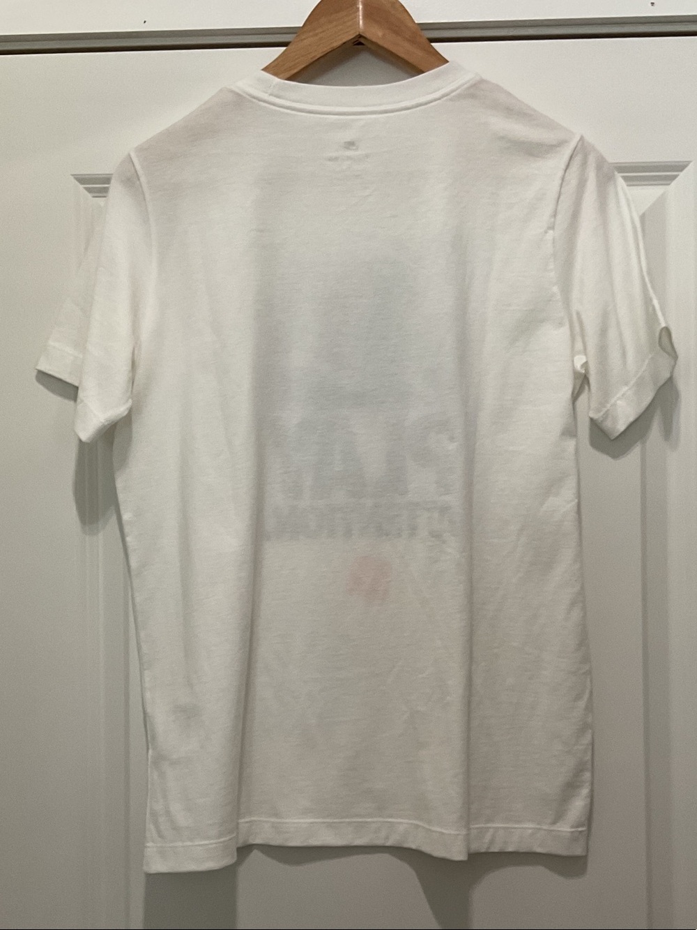 Nike White Graphic 'PLAY ATTENTION' Tee - Picture 6 of 7